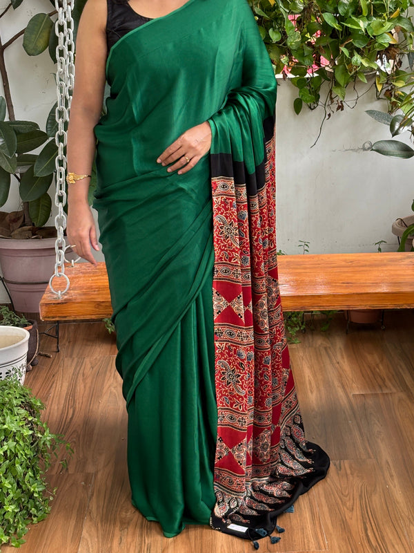 Green Solid Colur Red Ajrakh and Blouse